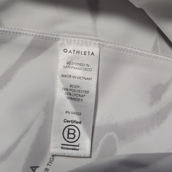 Athleta Women White Gray Marble Salutation Stash Pocket II 7/8 Tight Leggings XS - Picture 8 of 10